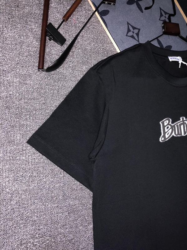 ブランドTシャツ細部ディテール